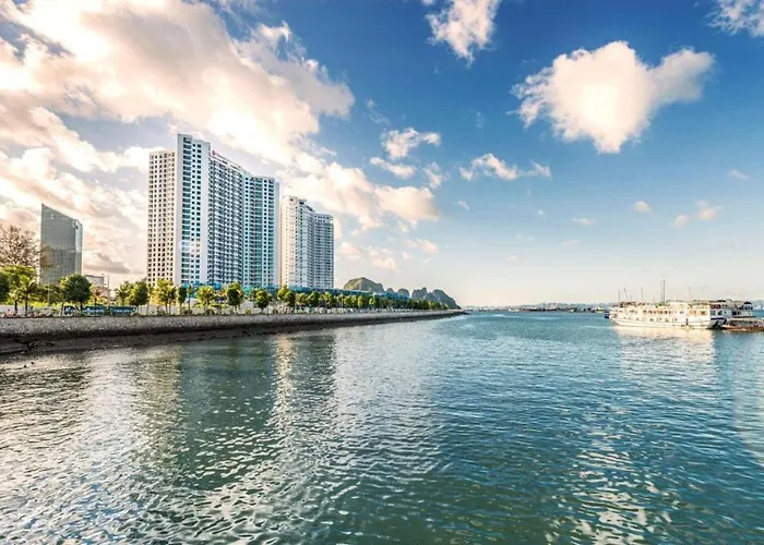 Khách sạn Western Premier Sapphire 5*